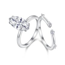 CROWN COLLECTOR Moissanite Ring